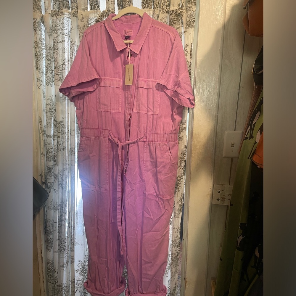 Universal Thread Pink Short sleeve jumpsuit size 18